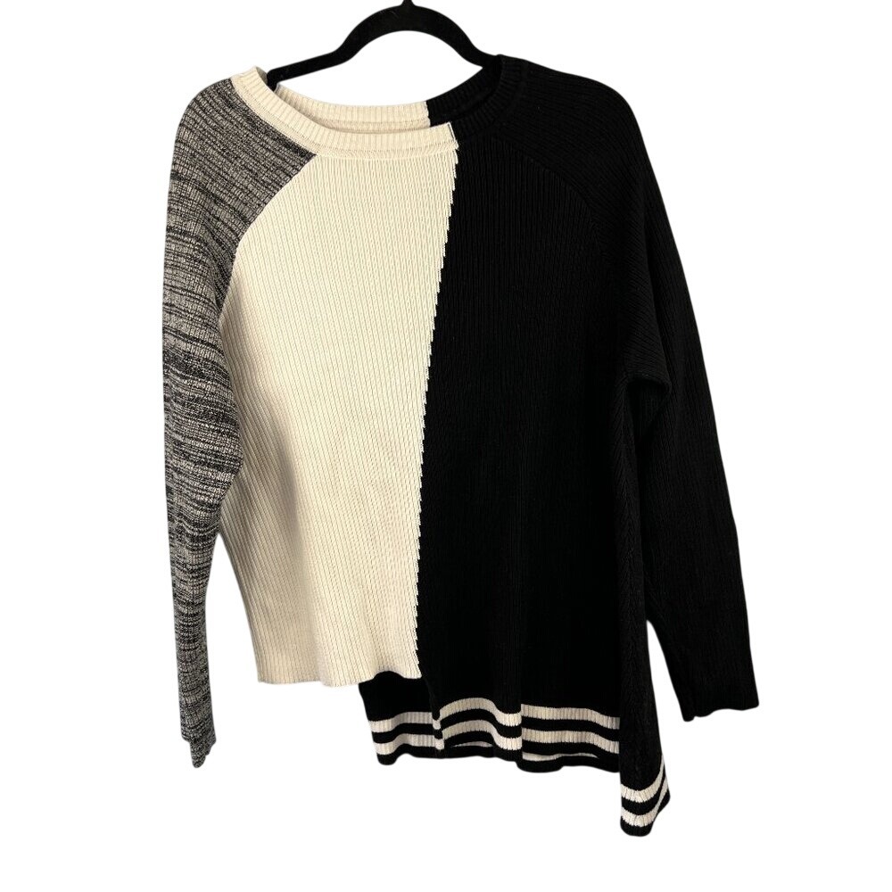 PLANET by Lauren G Asymmetrical Hemline Colorblock Sweater Black White Lagenlook